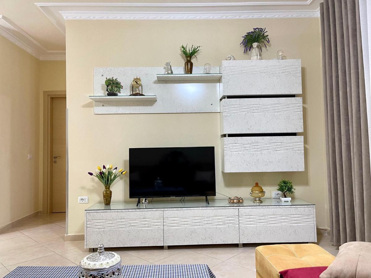 Hotel Queen Isabella Premium Wlora Zewnętrze zdjęcie