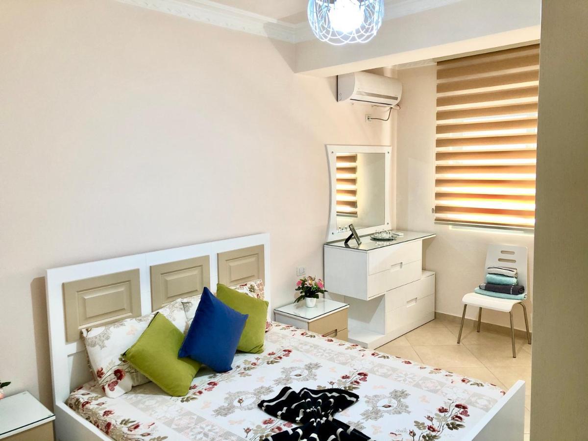 Hotel Queen Isabella Premium Wlora Zewnętrze zdjęcie